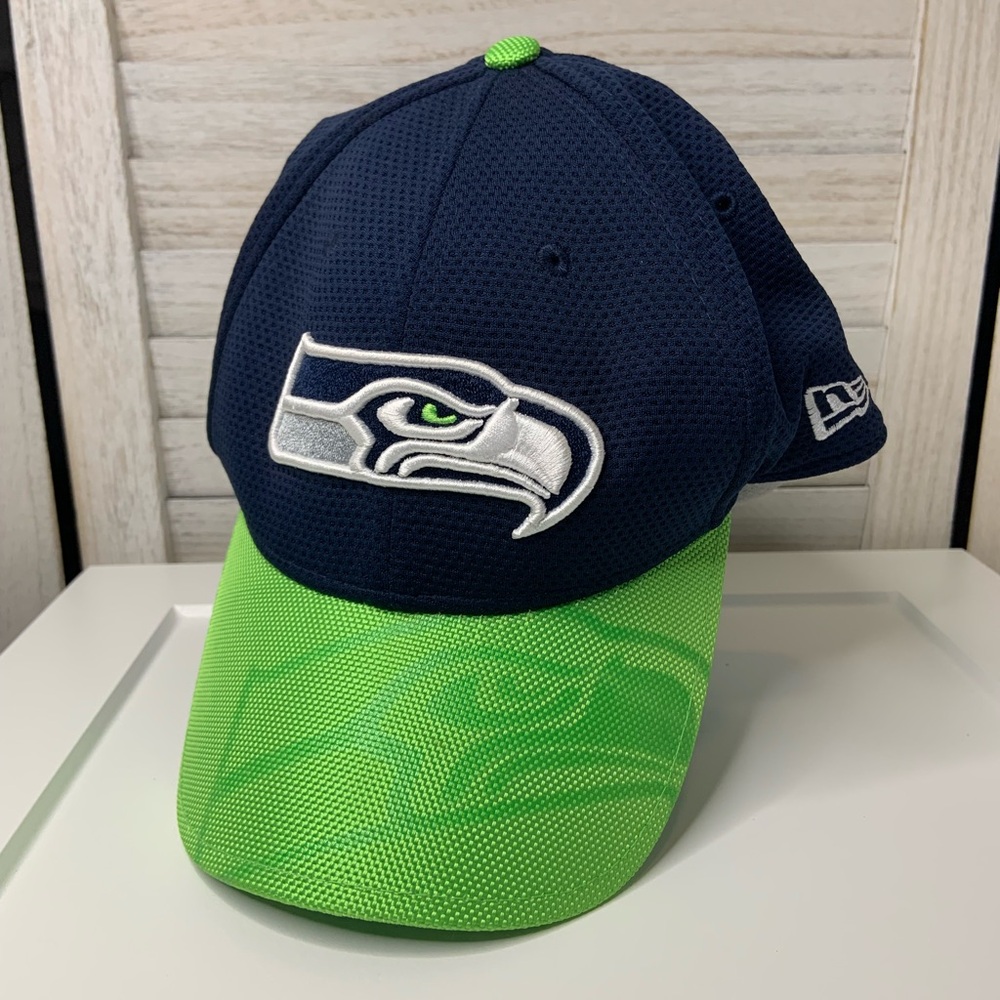 New Era NFL Seahawks Navy Blue and Green Embroidered Mascot Logo Stretch Cap New